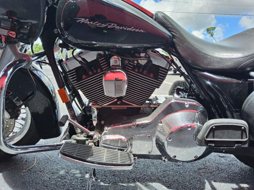 2002 Harley-Davidson Road Glide - Image 12
