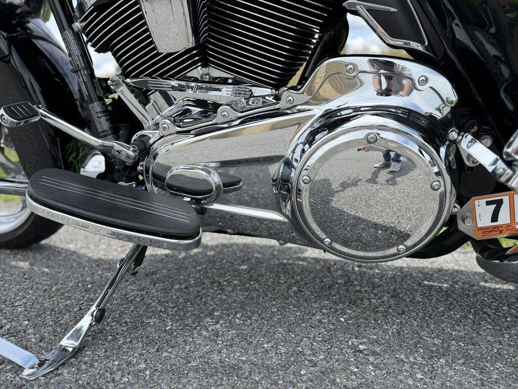 2020 Harley-Davidson Street Glide - Image 7