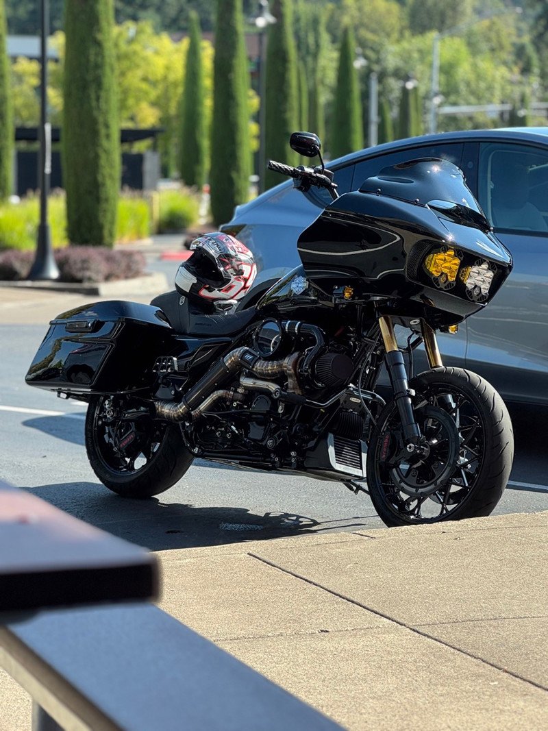 2023 Road Glide® Special Harley-Davidson® - Image 2